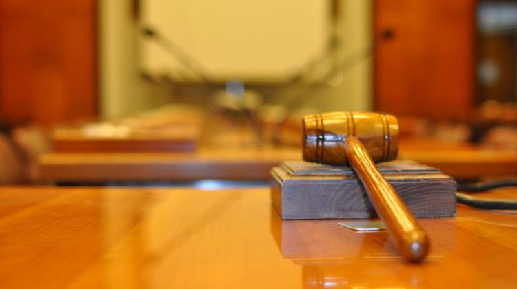 Λαμία: Στα δικαστήρια ο Αλκέτ Ριζάι - Έβρισε τον Πρόεδρο της έδρας - Φωτογραφία 1