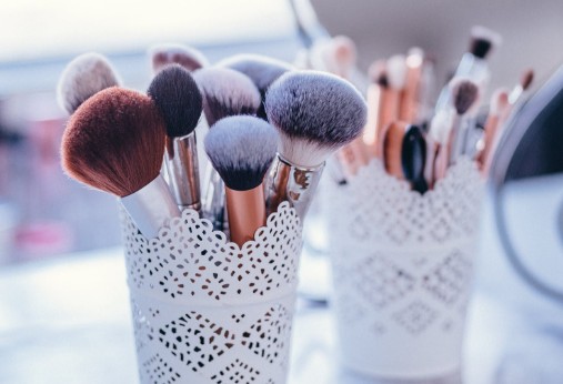 Πώς να βάλεις το foundation σου σαν make up expert - Φωτογραφία 1