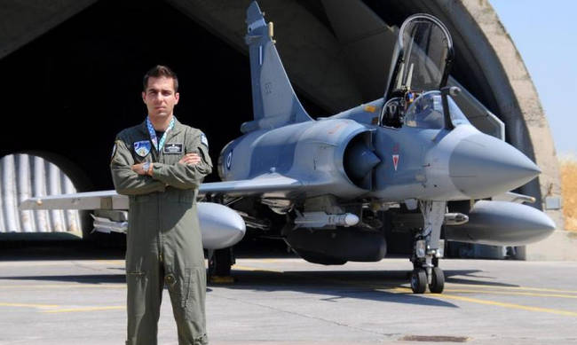 «Μίλησε» ο καταγραφέας του μοιραίου Mirage 2000-5: Πώς σκοτώθηκε ο σμηναγός Γιώργος Μπαλταδώρος - Φωτογραφία 1