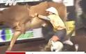Σοκ: Καουμπόι σε ροντέο πέφτει νεκρός μετά από ποδοπάτημα ταύρου