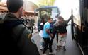 Αστυνομία σε τρένα και λεωφορεία για να μην επιστρέψουν οι μετανάστες στην Πάτρα