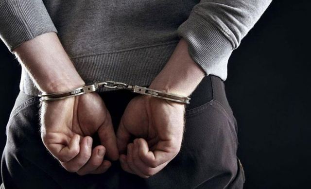 Φθιώτιδα: Συνέλαβαν 40χρονο Αλβανό με «ερυθρά αγγελία» της Interpol - Φωτογραφία 1