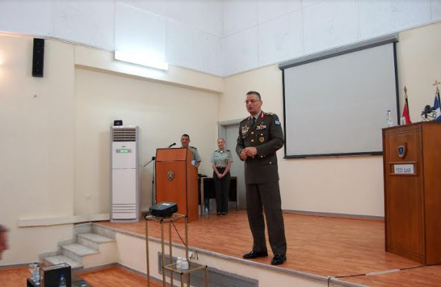 Επίσκεψη Αρχηγού Γενικού Επιτελείου Στρατού (ΓΕΣ) στη Σχολή Διαβιβάσεων (ΣΔΒ) και στη Σχολή Πυροβολικού (ΣΠΒ) - Φωτογραφία 16