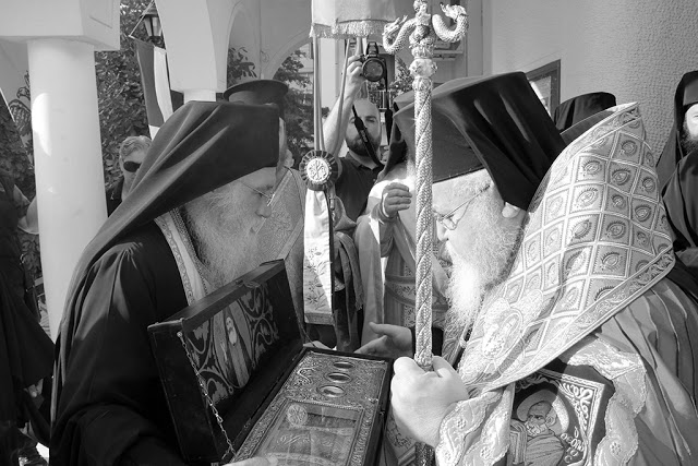 Τα θαυματουργά λείψανα του Αγίου Φιλουμένου στη Μητρόπολη Καισαιριανής. Uα παραμείνουν έως και την Κυριακή 3 Ιουνίου - Φωτογραφία 3