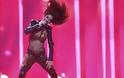 Βρεττός Βρεττάκος: Πώς εμπνεύστηκε την εμφάνιση της Φουρέιρα για την Eurovision;