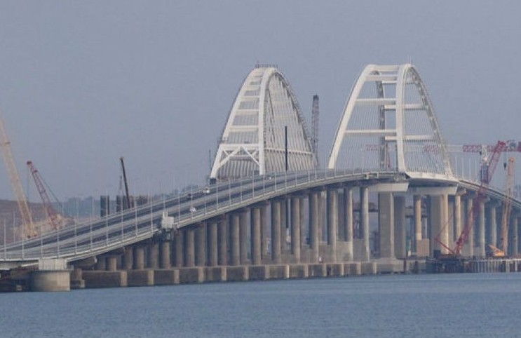 Έτσι φτιάχτηκε η μεγαλύτερη γέφυρα της Ευρώπης - 27 μήνες σε ένα βίντεο τριών λεπτών - Φωτογραφία 1