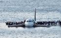 Πώς ο ήρωας πιλότος έσωσε 154 επιβάτες προσυδατώνοντας το αεροπλάνο της US Αirways στον ποταμό Χάντσον [video - photos] - Φωτογραφία 3