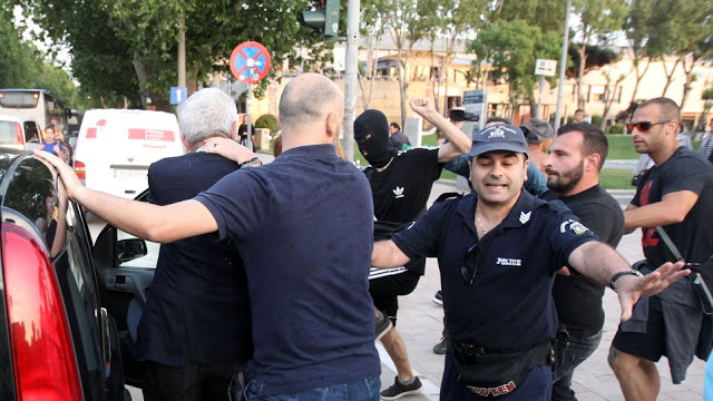 Πρόεδρος αστυνομικών Θεσσαλονίκης: Οι 4 ένστολοι θα έκαναν συλλήψεις για τον Μπουτάρη και δεν θα τους έδερνε ο όχλος; - Φωτογραφία 1