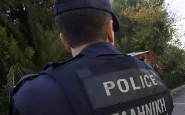 Αστυνομικοί απέτρεψαν αυτοκτονία 48χρονου στο Αγρίνιο - Φωτογραφία 1