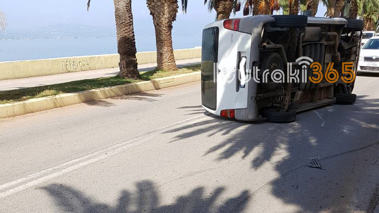 Τροχαίο με τραυματία στο Λουτράκι [photos] - Φωτογραφία 5