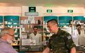 Επίσκεψη Αρχηγού ΓΕΣ στο Στρατιωτικό Φαρμακείο Αθηνών (ΣΦΑ) - Φωτογραφία 3