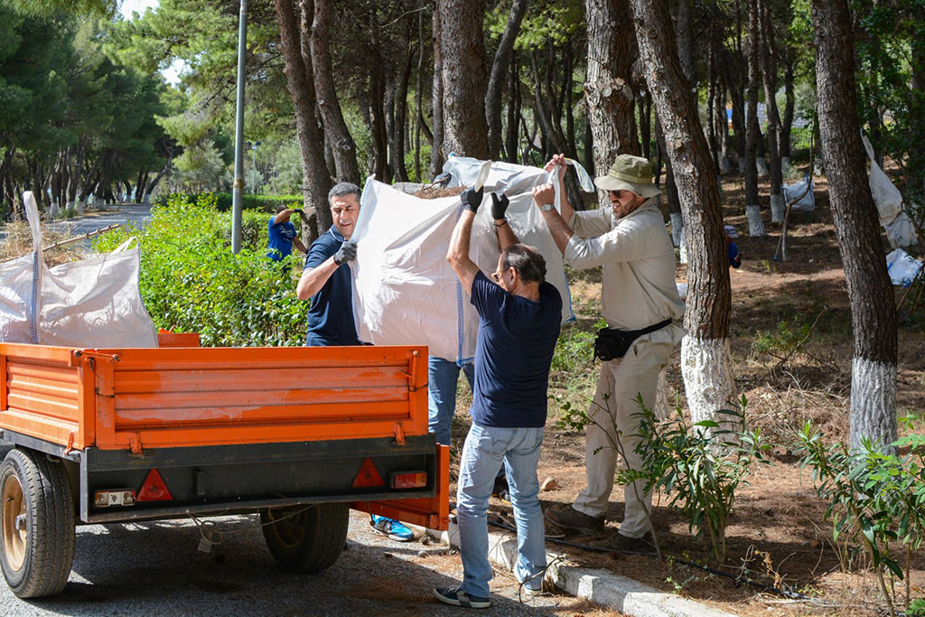 Εθελοντική δράση του Πολεμικού Ναυτικού για τον καθαρισμό της ΝΒΝΕ - Φωτογραφία 5