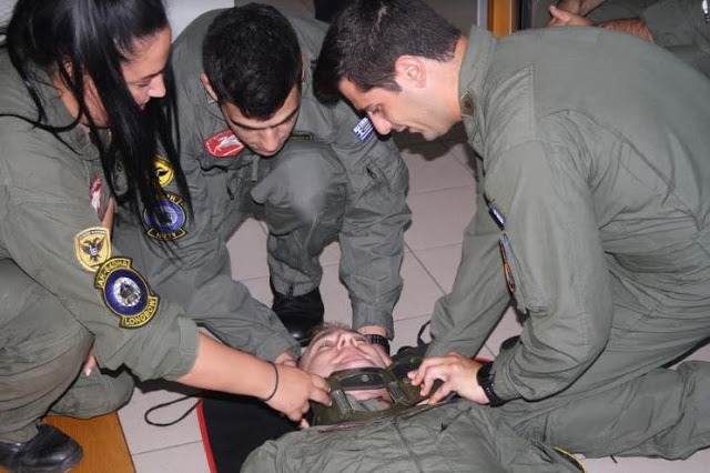 Εκπαίδευση στις Πρώτες Βοήθειες και στον Απεγκλωβισμό Προσωπικού από Ελικόπτερο στη Σχολή Αεροπορίας Στρατού (ΣΑΣ) - Φωτογραφία 9