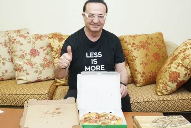 Fw: Η γευστική έκπληξη…με πίτσες, που δέχτηκε στο καμαρίνι του ο Λευτέρης Πανταζής [photos] - Φωτογραφία 6