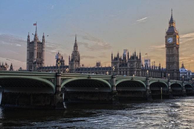 «Πλυντήριο» ρωσικού χρήματος το Λονδίνο: Η αποκαλυπτική έκθεση του βρετανικού κοινοβουλίου - Φωτογραφία 1