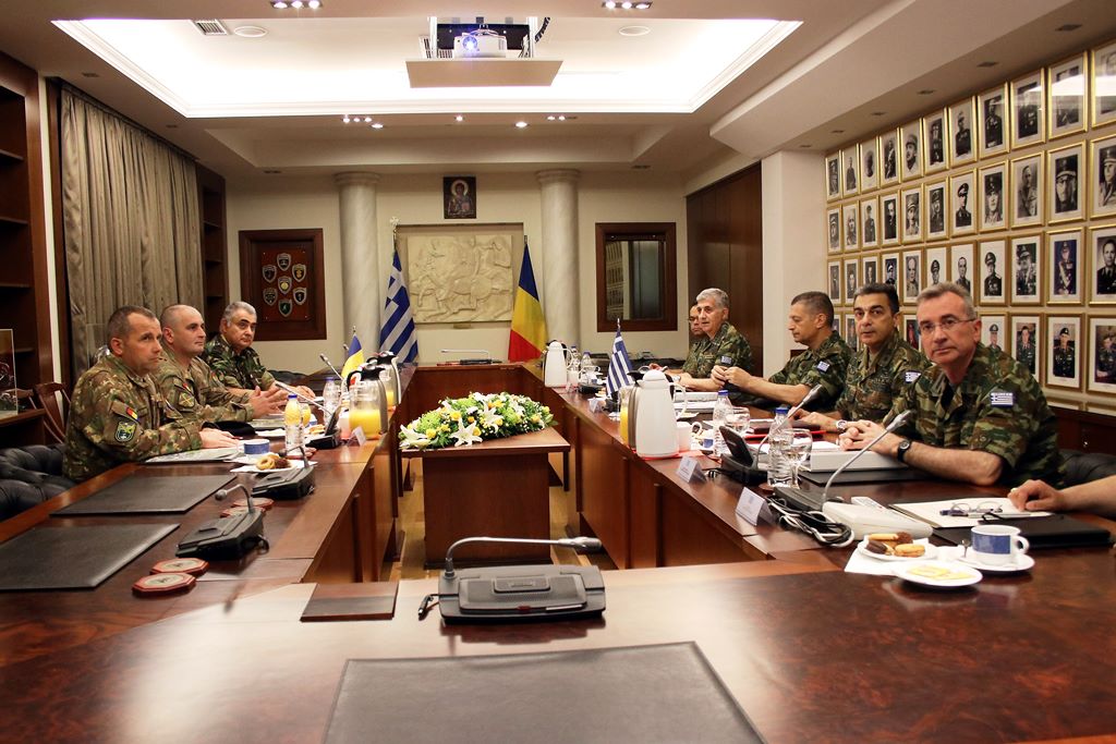 Επίσκεψη στο ΓΕΣ του Αρχηγού Χερσαίων Δυνάμεων της Ρουμανίας, Υποστράτηγου Ovidiu Liviu Uifaleanu (14 ΦΩΤΟ) - Φωτογραφία 7