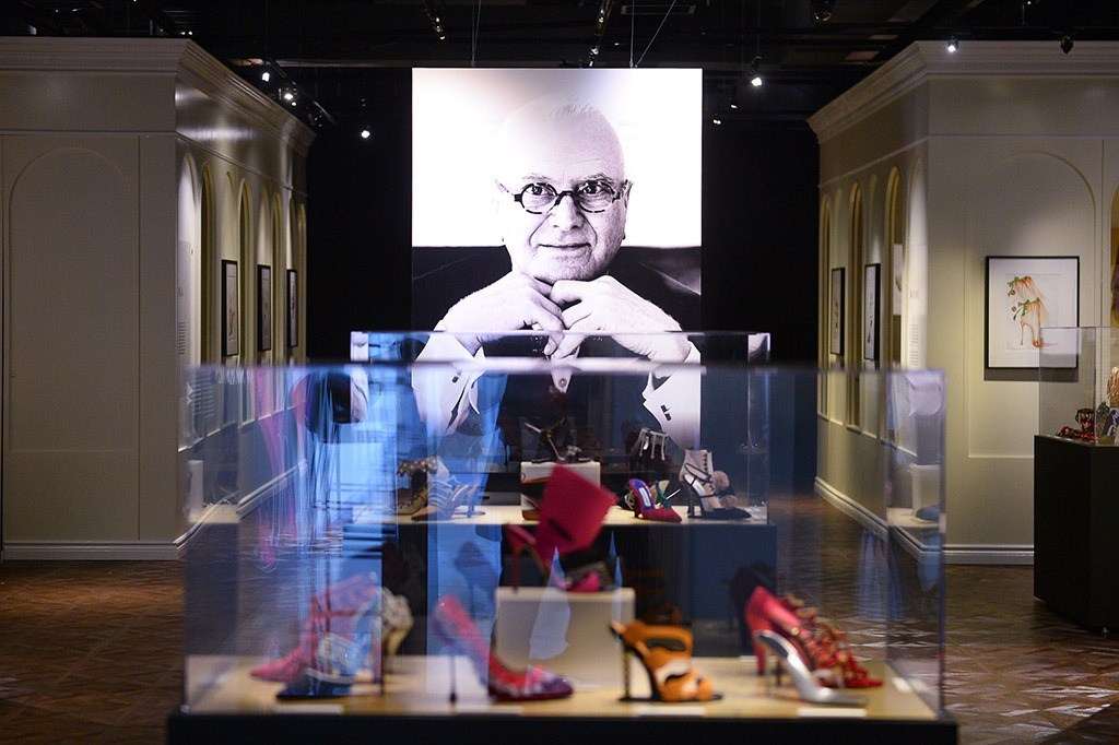 Πάρτε μια γεύση από την έκθεση «Manolo Blahnik: The Art of Shoes» - Φωτογραφία 2