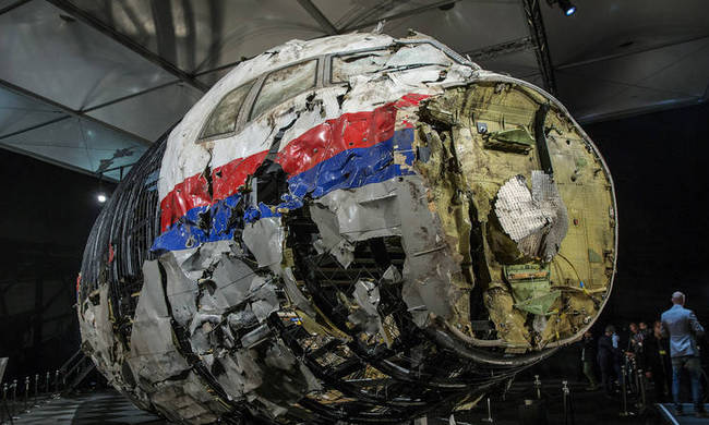 Αυλαία στην αεροπορική τραγωδία: Ρωσικός πύραυλος κατέρριψε την πτήση ΜΗ17 στην Ουκρανία - Φωτογραφία 1