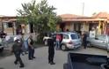 Θήβα: Αστυνομικοί καταγγέλλουν ότι τους δάγκωσαν και τους επιτέθηκαν με πέτρες σε καταυλισμό Ρομά