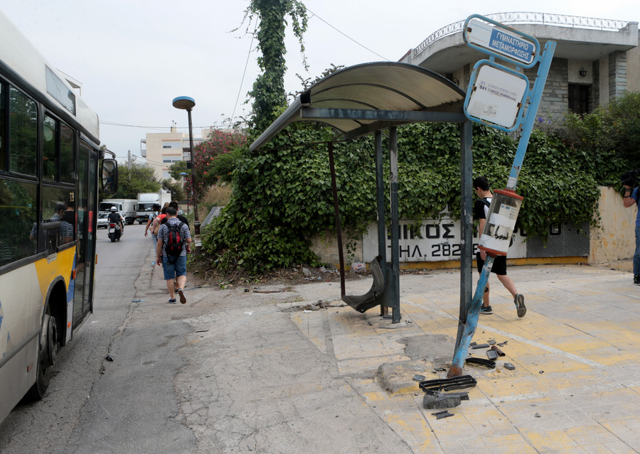 Τροχαίο στη Μεταμόρφωση – Η τραγική ειρωνεία και η συγκλονιστική μαρτυρία του τραυματία (video-photos) - Φωτογραφία 11