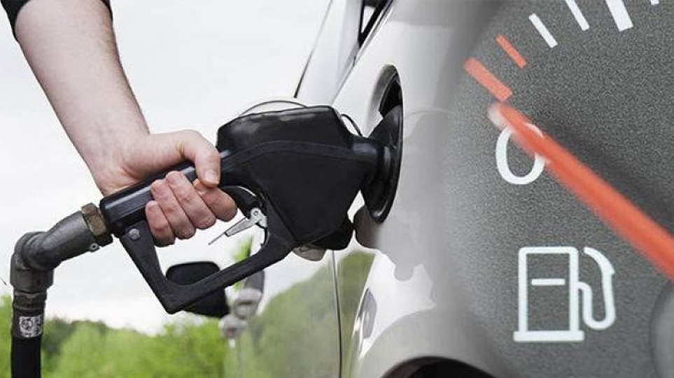 Έκρηξη τιμών στα καύσιμα: Η βενζίνη μπορεί να φτάσει ακόμα και τα 2,5 ευρώ - Φωτογραφία 1