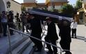 Η κηδεία του Χάρρυ Κλυνν – Συγκίνηση για τον Βασίλη Τριανταφυλλίδη - Φωτογραφία 9