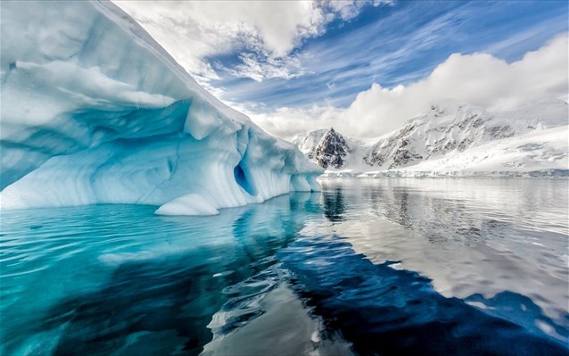 Ανακαλύφθηκαν τρία γιγάντια φαράγγια κάτω από τους πάγους της Ανταρκτικής - Φωτογραφία 1