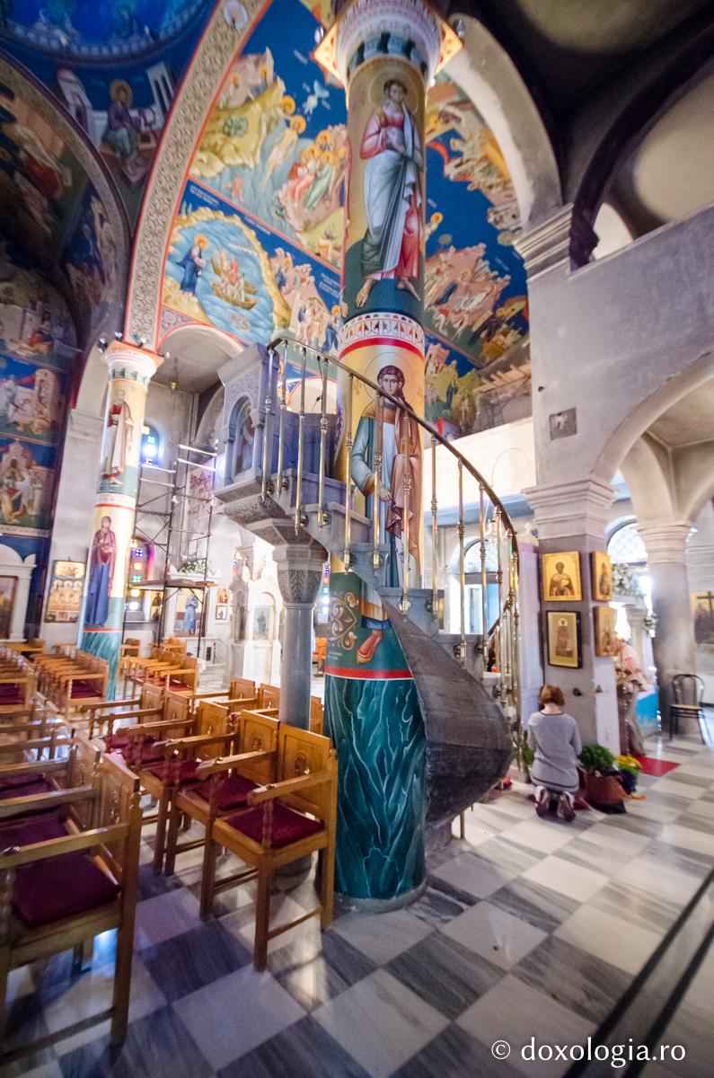 Το ιερό λείψανο του Αγίου Ιωάννου του Ρώσσου στο Προκόπι Ευβοίας (φωτογραφίες) - Φωτογραφία 31