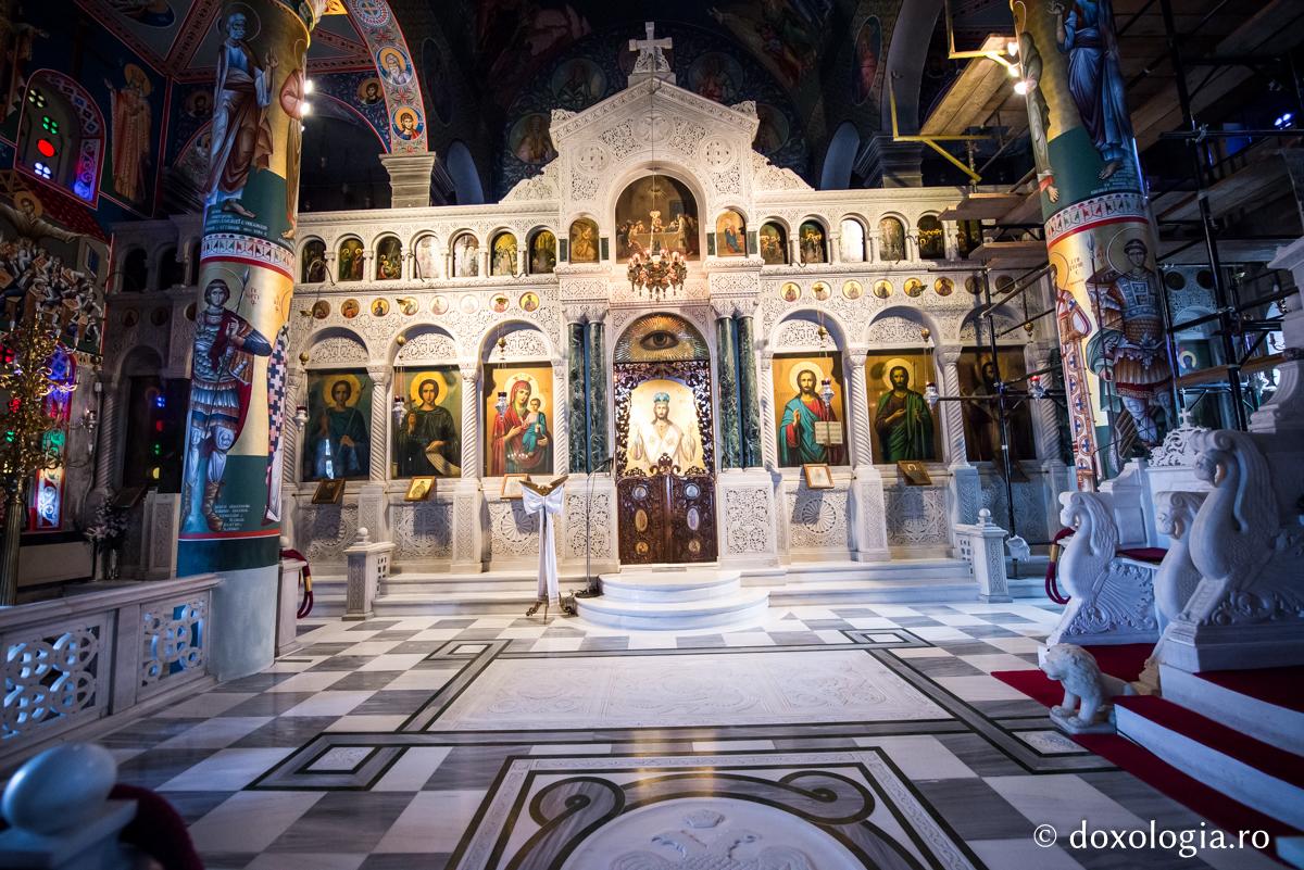 Το ιερό λείψανο του Αγίου Ιωάννου του Ρώσσου στο Προκόπι Ευβοίας (φωτογραφίες) - Φωτογραφία 35