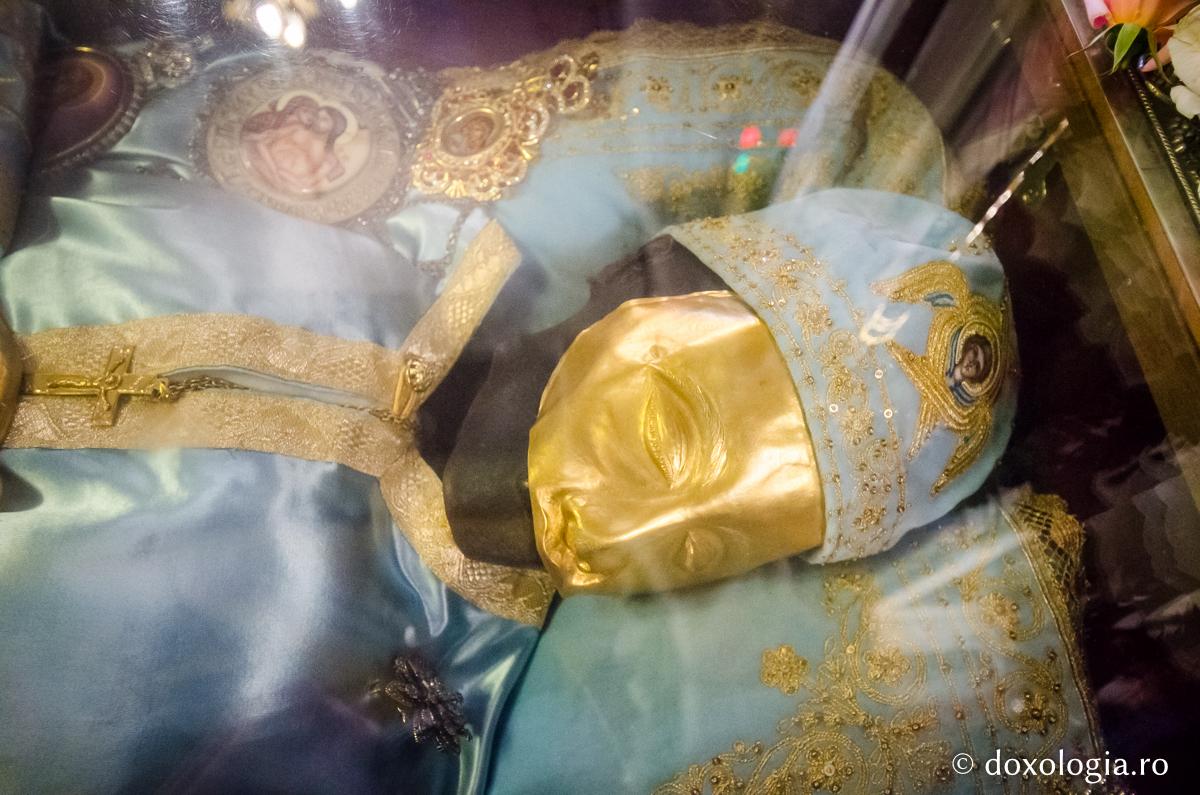 Το ιερό λείψανο του Αγίου Ιωάννου του Ρώσσου στο Προκόπι Ευβοίας (φωτογραφίες) - Φωτογραφία 5