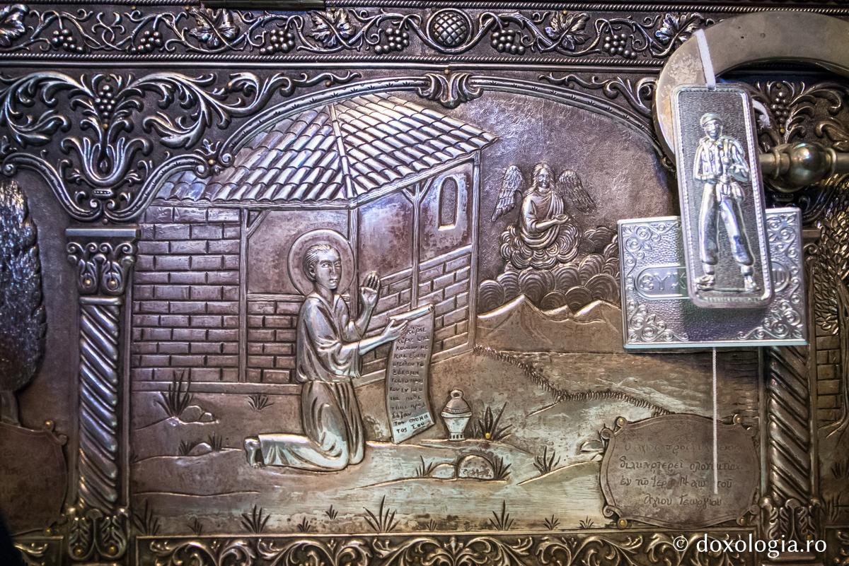 Το ιερό λείψανο του Αγίου Ιωάννου του Ρώσσου στο Προκόπι Ευβοίας (φωτογραφίες) - Φωτογραφία 9