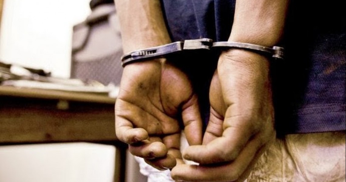 Συνελήφθησαν 2 μέλη  εγκληματικής ομάδας που διέπρατταν απάτες και κλοπές σε βάρος ηλικιωμένων στην Νοτιανατολική Αττική - Φωτογραφία 1