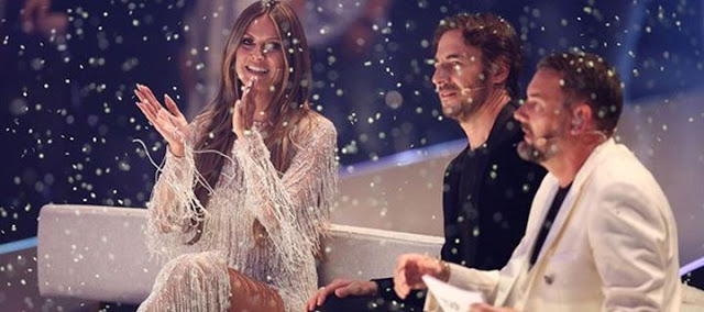 H Heidi Klum έκλεψε τις εντυπώσεις φορώντας φόρεμα Ελληνίδας σχεδιάστριας! - Φωτογραφία 2