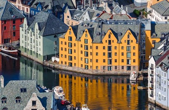 Άλεσουντ, η πιο όμορφη πόλη στη Νορβηγία - Φωτογραφία 1