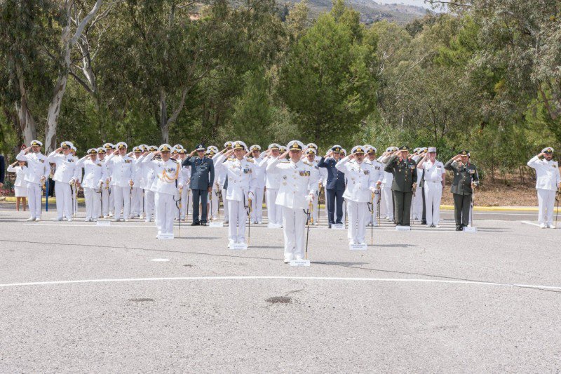 Αλλαγή «φρουράς» στον Ναύσταθμο Κρήτης (9 ΦΩΤΟ) - Φωτογραφία 9