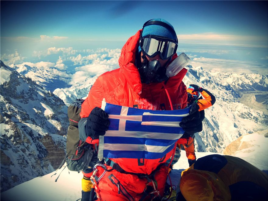 Έλληνας αστυνομικός «κατακτά» μία από τις υψηλότερες κορυφές του κόσμου στα Ιμαλάια - Φωτογραφία 2