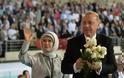 Ερντογάν κατά πάντων με τις δημοσκοπήσεις να δείχνουν εκλογές-«θρίλερ»