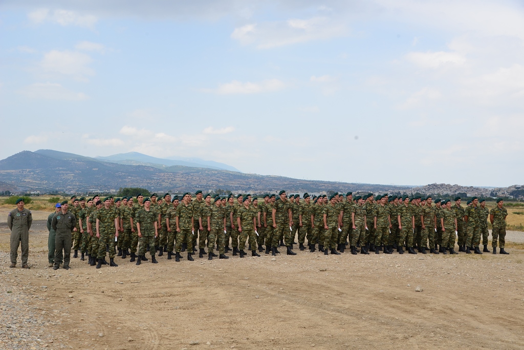 Απονομή Πτερύγων Αλεξιπτωτιστών Στατικού Ιμάντα στη ΣΧΑΛ (10 ΦΩΤΟ) - Φωτογραφία 4