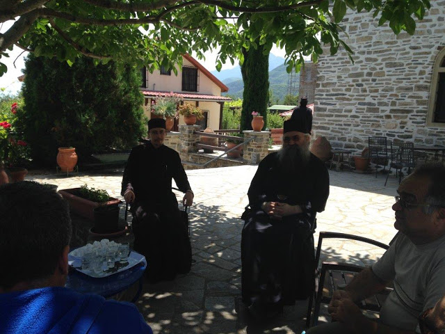 Ευλαβική επίσκεψη στον Καθηγούμενο της Ιεράς Μονής Εσφιγμένου Αρχιμ. Βαρθολομαίο στις Καρυές Αγίου Όρους - Φωτογραφία 16