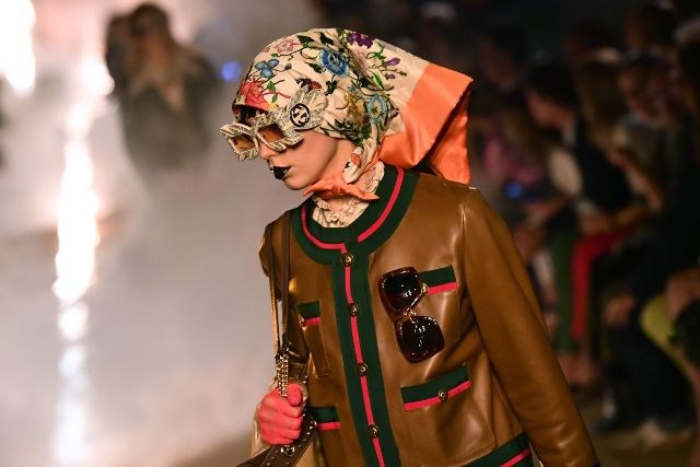 Gucci: Η Cruise συλλογή του οίκου σε μαυσωλείο στην αρχαία πόλη Arles της Γαλλίας! - Φωτογραφία 12