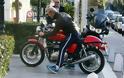 Πέτρος Κωστόπουλος: Όλη η αλήθεια για την φωτογραφία με το παρκάρισμα σε θέση ΑΜΕΑ
