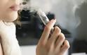 Ηλεκτρονικά τσιγάρα: Ποια γεύση μπορεί να βλάψει τους πνεύμονες σας;