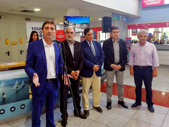 Απ. Κατσιφάρας: «Χτίζουμε μέρα με τη μέρα μια νέα τουριστική, ανταγωνιστική ταυτότητα για τη Δυτική Ελλάδα» - Ξεκίνησε τη λειτουργία του το Γραφείο Τουριστικής Πληροφόρησης στο Λιμάνι της Πάτρας - Φωτογραφία 4