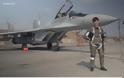 NATO: Αυτή είναι η πρώτη γυναίκα πιλότος MIG-29 - Φωτογραφία 1