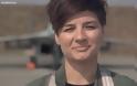 Μια «γερακίνα» στο ΝΑΤΟ: Αυτή είναι η πρώτη Πολωνέζα πιλότος μαχητικού [video] - Φωτογραφία 1