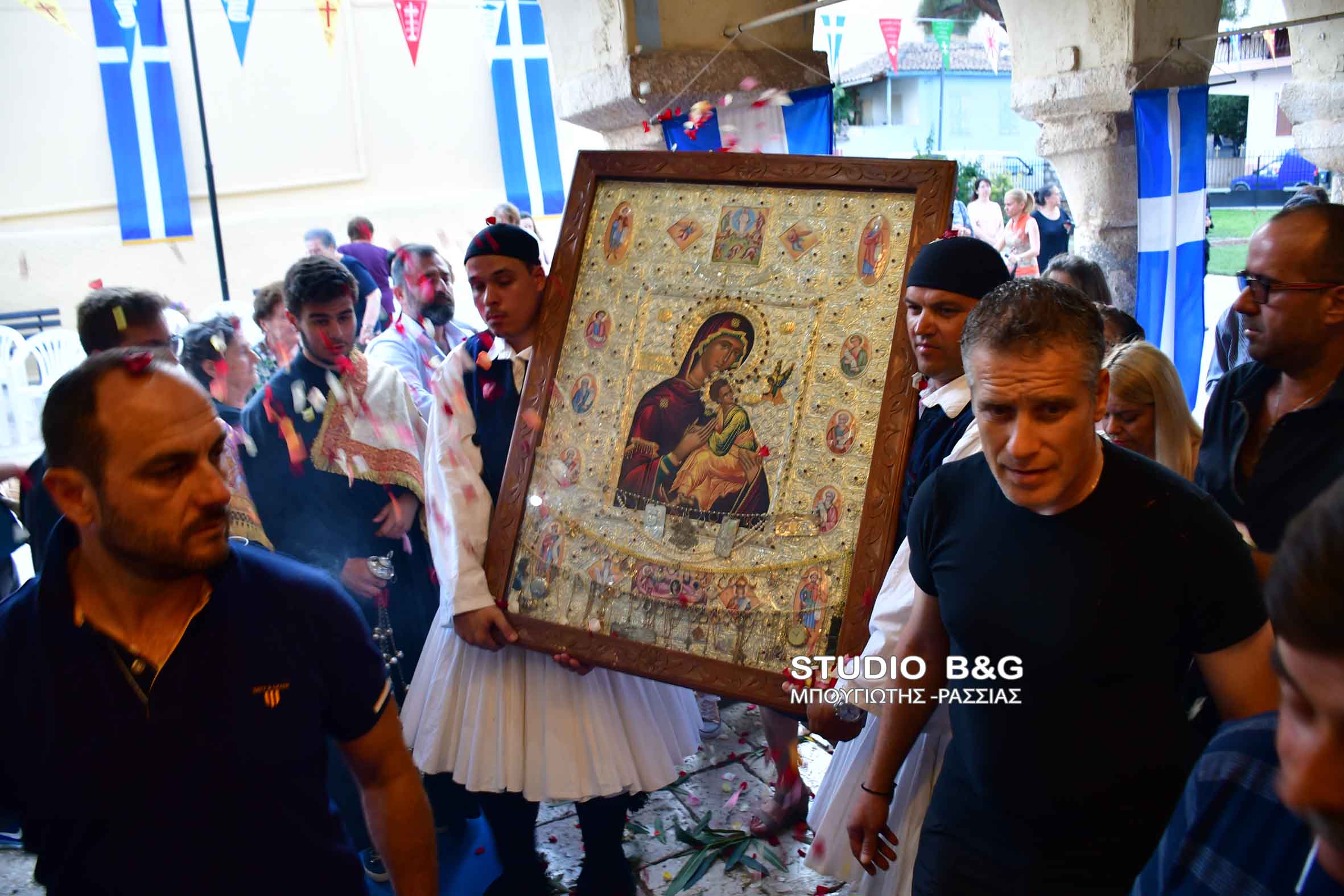 Η Παναγία Φοβερά Προστασία από την Ι.Μ. Κουτλουμουσίου στο Άργος (φωτογραφίες) - Φωτογραφία 2