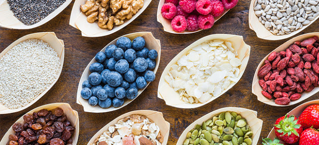 Ποια superfoods μπορούν να μας βοηθήσουν να χάσουμε κιλά; - Φωτογραφία 1