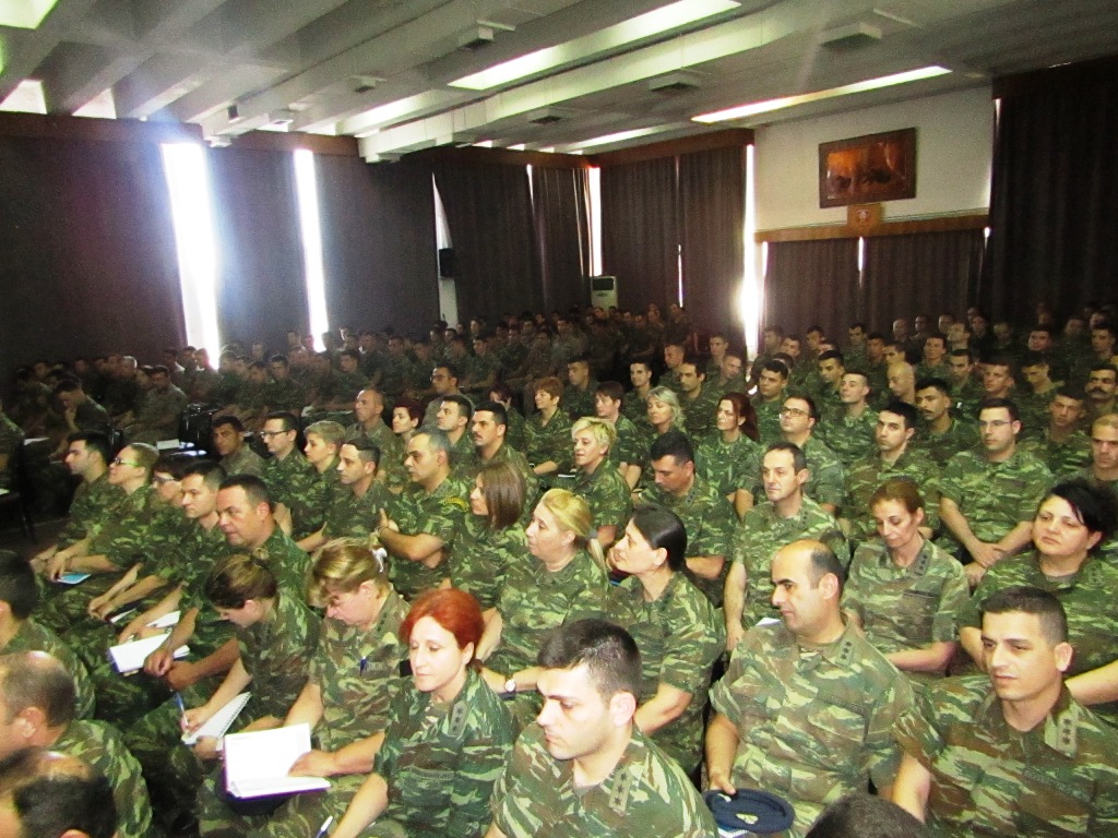Ομιλία Α/ΓΕΣ σε εκπαιδευόμενους Αξιωματικούς στη ΣΠΖ (6 ΦΩΤΟ) - Φωτογραφία 5