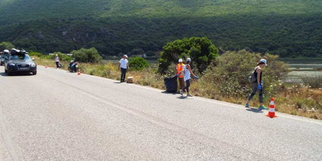 Όταν η Λευκάδα δείχνει το πιο όμορφο πρόσωπό της-καθαρισμός της εθνικής οδού Λευκάδας-Αγίου Νικολάου Βόνιτσας. - Φωτογραφία 4