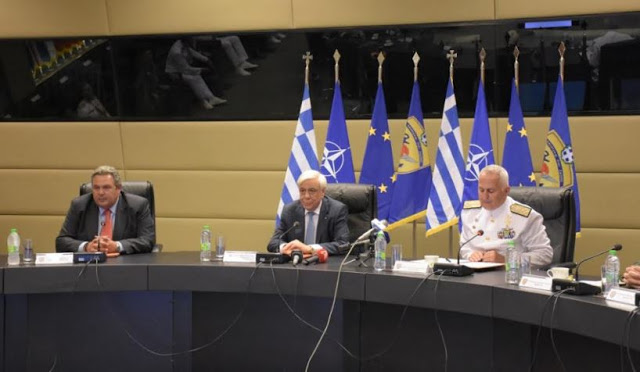 Φωτό από την Επίσκεψη του Προέδρου της Ελληνικής Δημοκρατίας κ. Προκόπη Παυλόπουλου στο ΥΠΕΘΑ - Φωτογραφία 11